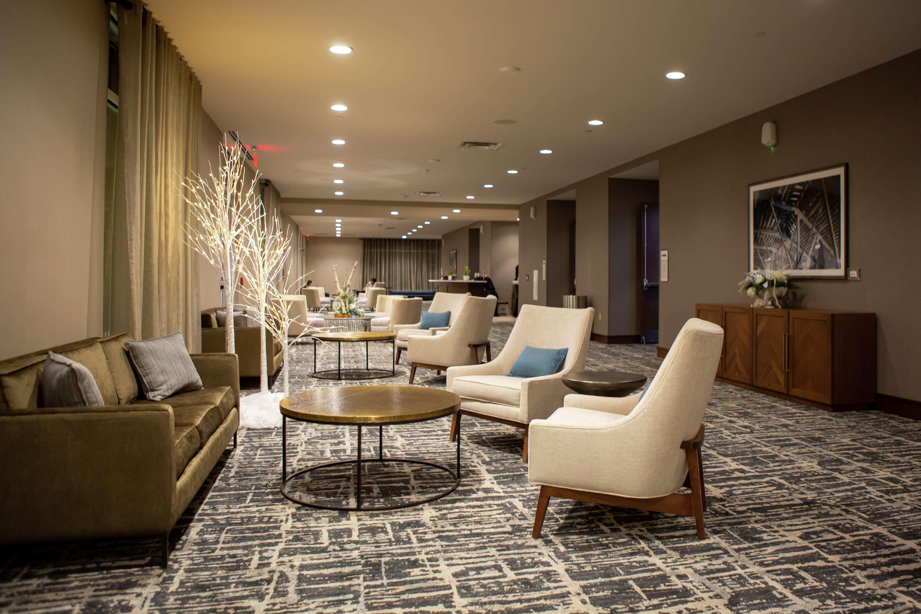 Hilton Garden Inn Cedar Falls Conference Center Bagian luar foto