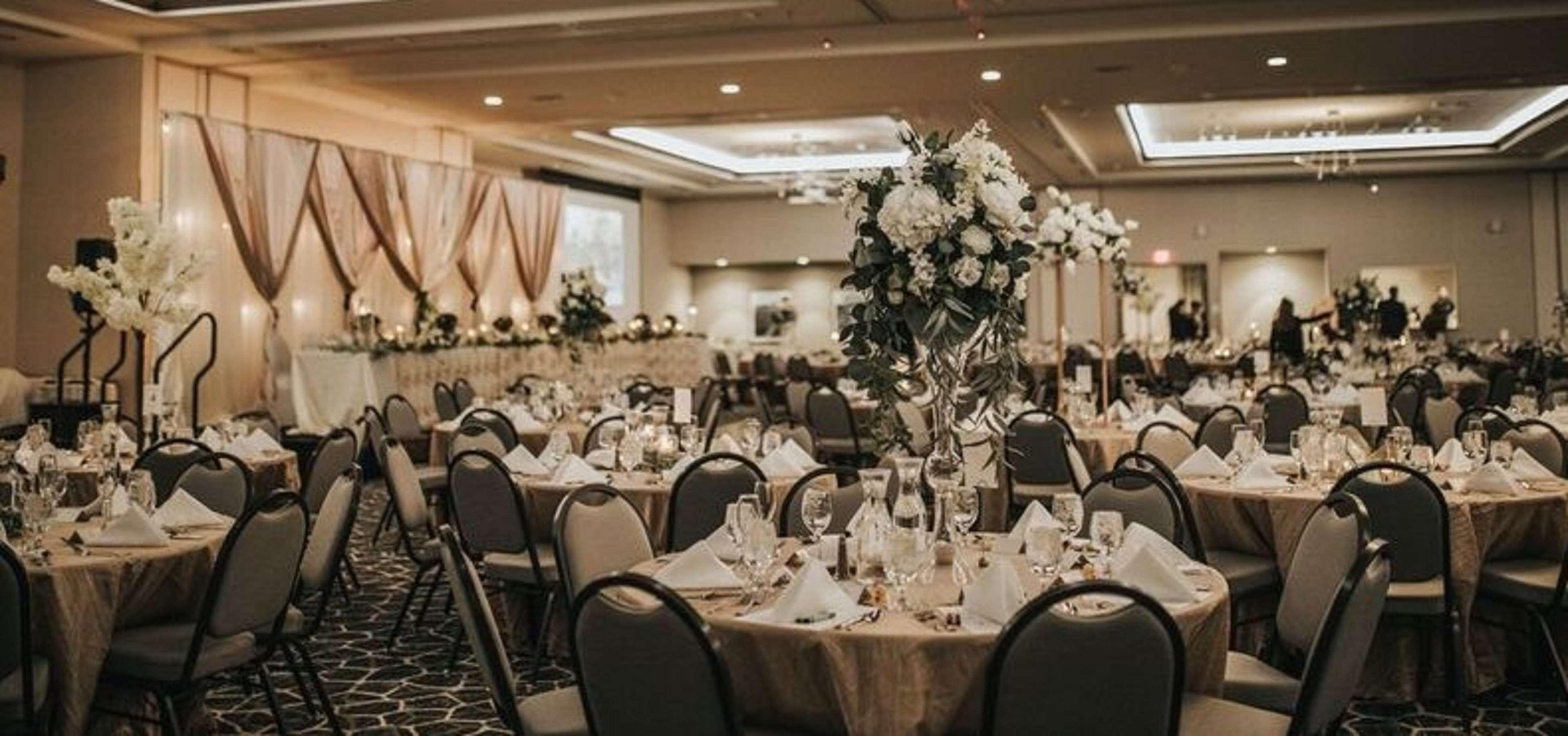 Hilton Garden Inn Cedar Falls Conference Center Bagian luar foto