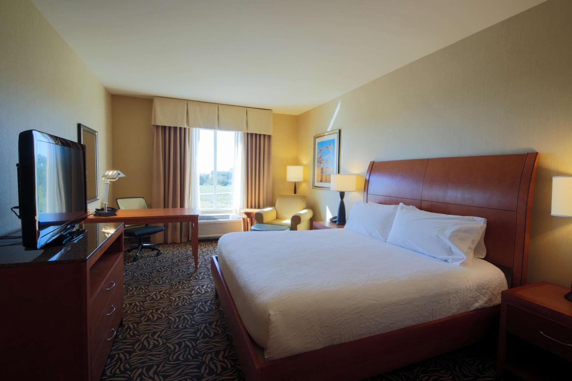Hilton Garden Inn Cedar Falls Conference Center Bagian luar foto