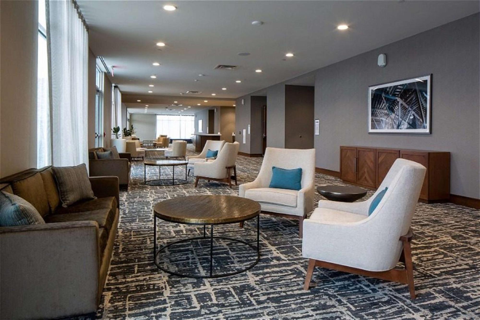 Hilton Garden Inn Cedar Falls Conference Center Bagian luar foto
